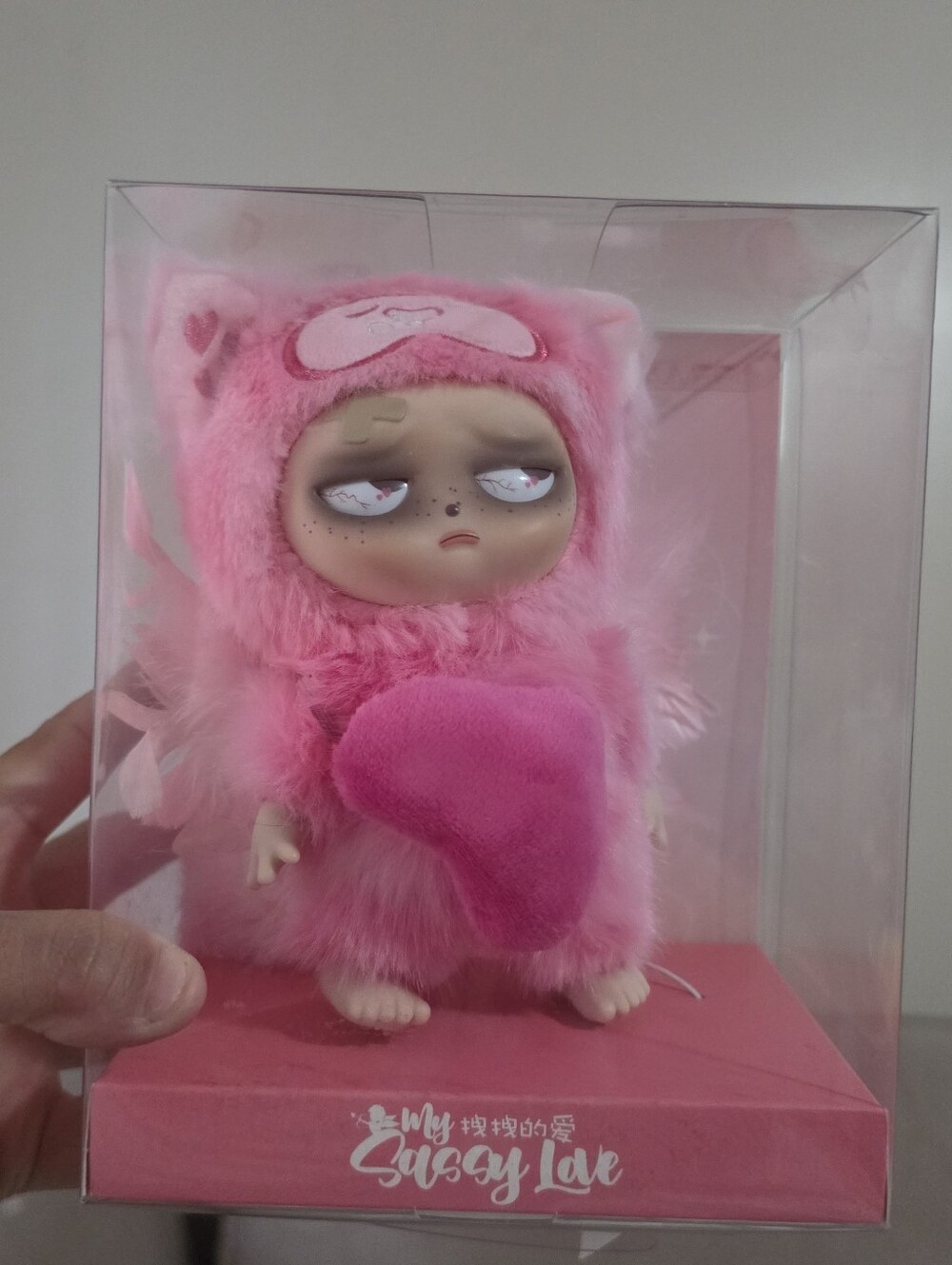 New In Box Limited Edition Sassy In Love Sleepless Grumpipi Valentine's Figure